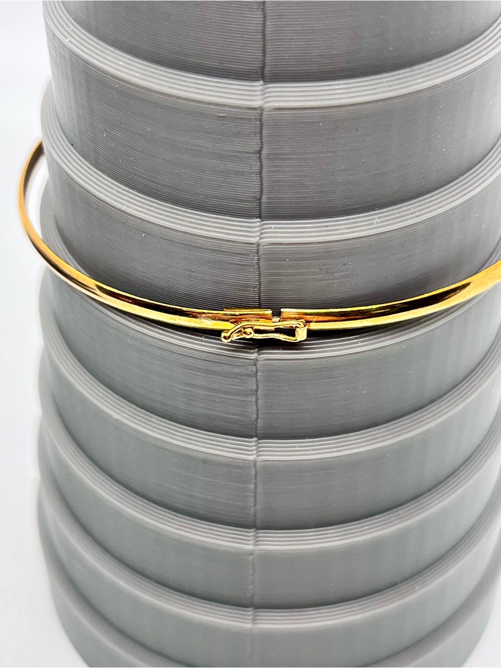 10k stamped solid gold Vintage Etched Bangle Bracelet - Picture 5 of 9
